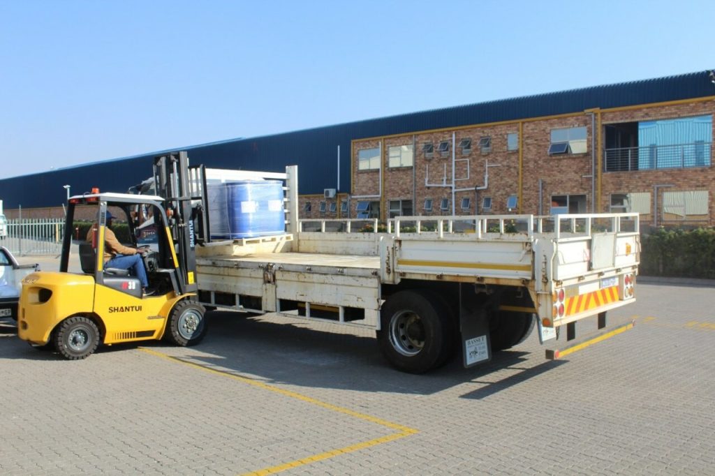 triple-e-training-education-and-abet-forklift-loading-truck