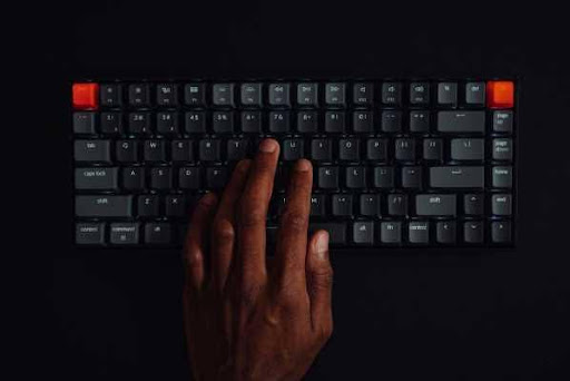 GETC AET inspires education model hand_on keyboard